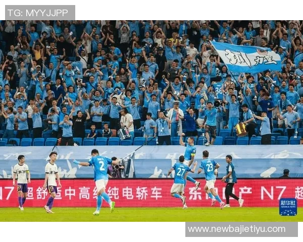 深圳新鹏城在肇庆新区体育中心举行官训迎接联赛收官战